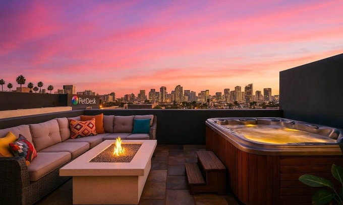 Bankers Hill House | Lux Tri Level Home Rooftop Jacuzzi Jetliner Views