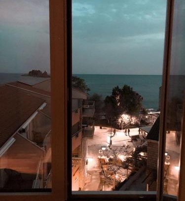 Petrovac Apartment | Lux View