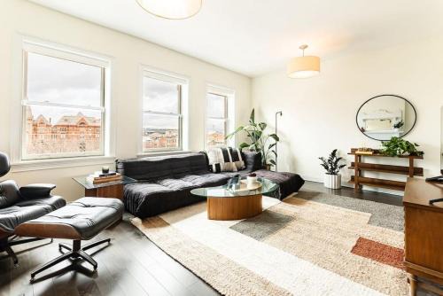 Over-the-Rhine Apartment | Lux Washington Park Condo with Rooftop Patio