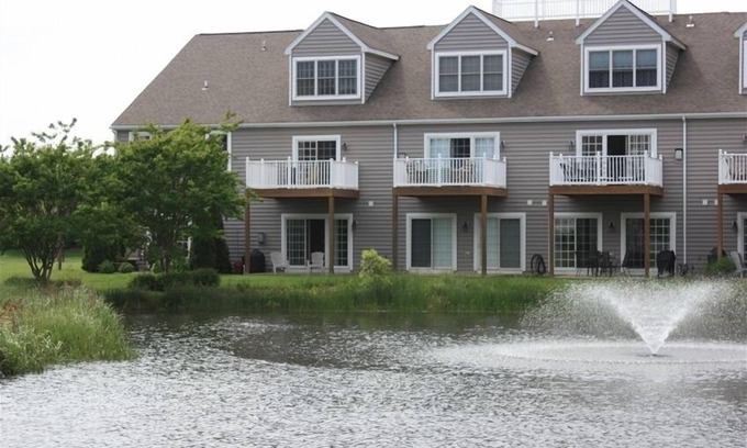 Rehoboth Beach House | Luxary 4BR Townhouse, 2 Master BR,east of route 1, POOL, close to beach