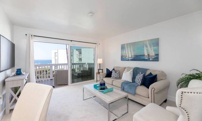 Redondo Beach Apartment | Luxe 1/1 Apartment for Rent in Redondo Beach with Stunning Ocean Views!