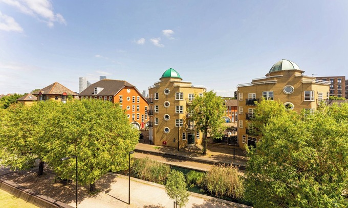 Rotherhithe Apartment | Luxe 1 bed Flat in Canada Water - Free Parking