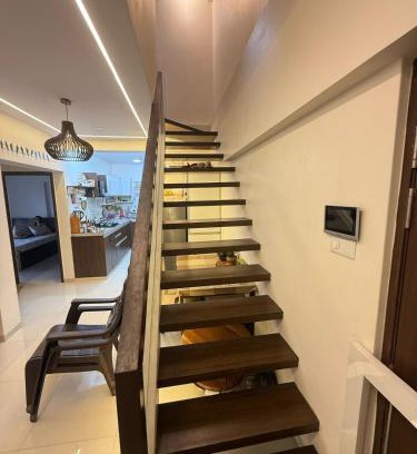 Aundh Apartment | Luxe 3bhk bungalow Baner