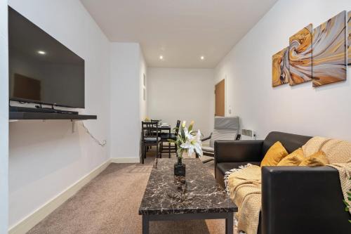 Bradford Apartment | Luxe Apartment Central Bradford