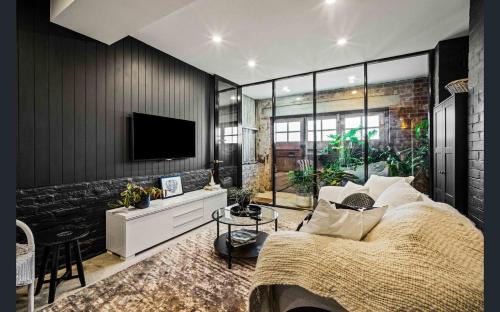 Hobart Central Business District Apartment | Luxe Apartment in West Hobart