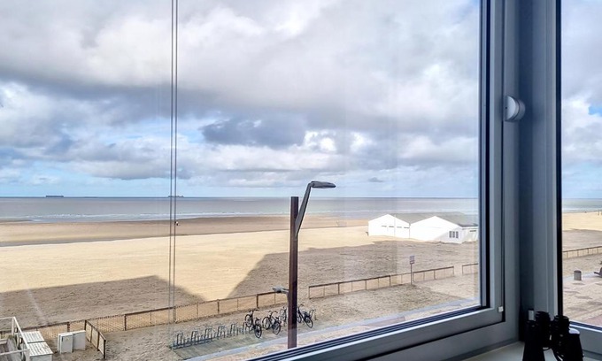 Heist Apartment | Luxe app Knokke-Heist met strand cabine