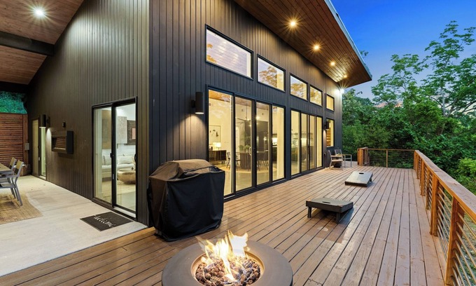 Weaverville House | Luxe Dual Retreats 6BR Sleeps 16 Hydro Pool + Hot Tubs + Cold Plunge