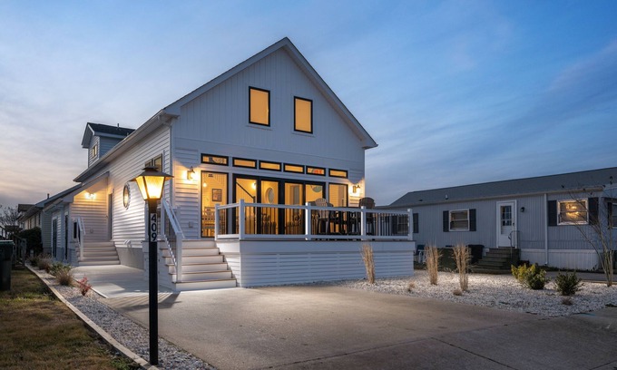 Montego Bay House | Luxe Family Home, Sleeps 10, Community Pool