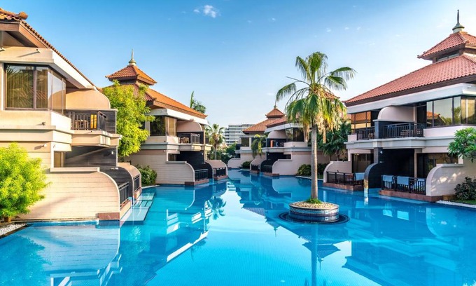 Palm Jumeirah Apartment | Luxe Getaways Royal Amwaj Palm Jumeirah Resort Apartment Holiday Home