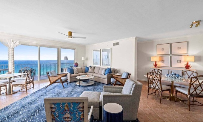 Bel Air Condo | Luxe Gulf-Front Condo w/Panoramic Views, Heated Pool, Spacious Layout-Sleeps 8, Gourmet Kitchen