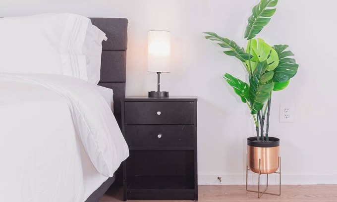 McLean Bed & Breakfast | Luxe | Haven | Free-Parking