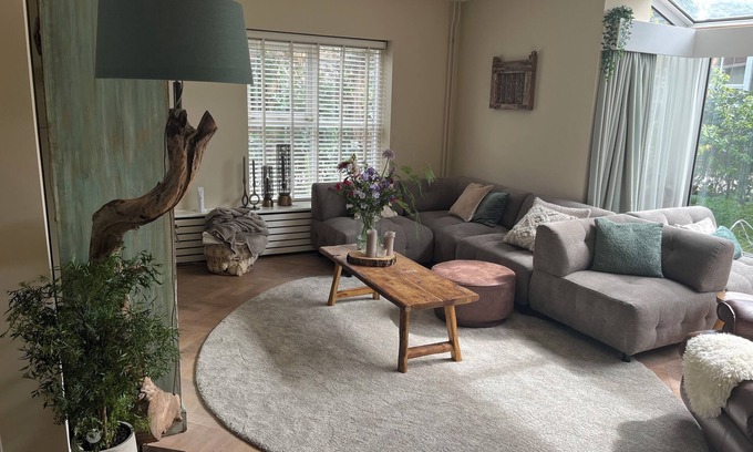 Noordwijk House | Luxe holiday house close to the sea with great private garden & jaccuzzi.