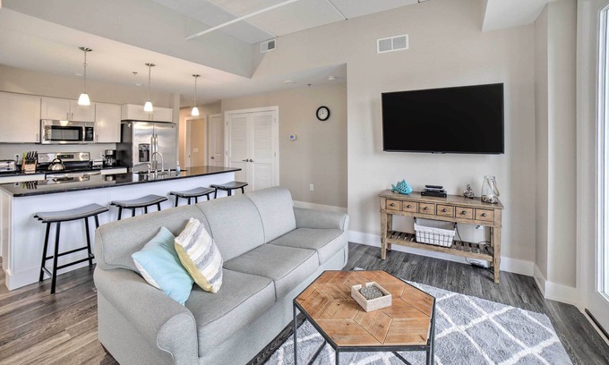 Manistee Condo | Luxe Manistee Condo w/Balcony & River Views!