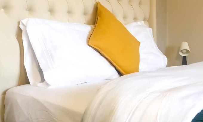 Churchill Meadows House | Luxe Modern Spacious Bedroom w/view - Mississauga