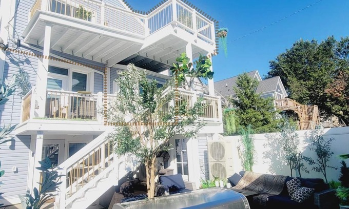 Logan Square House | Luxe Ranch & Spa House Retreat! Pets Welcome