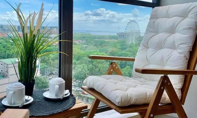 Brgy. 719 Condo | LuxeStay @ The Radiance Manila Baynn
