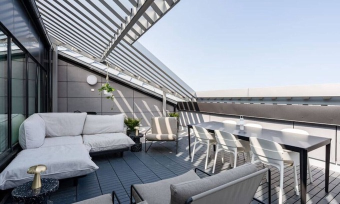 Tampere Apartment | Luxurious 1BR Apt | Kansi | Jacuzzi & 60m2 Terrace