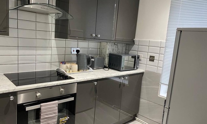 Glyndon Apartment | Luxurious 2-Bed Apartment in Woolwich, London