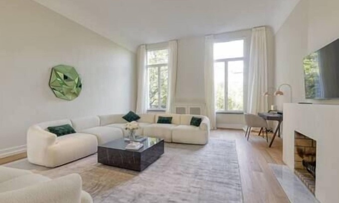 Antwerp Apartment | Luxurious 3-Bedroom 280m² center