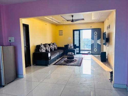 Kakinada Apartment | Luxurious 3BHK Flat # Home stay