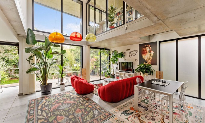 Clamart Villa | Luxurious 4-bedroom villa near Paris