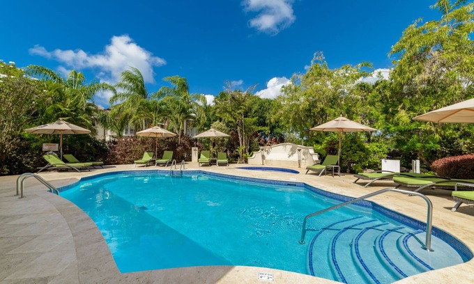 Prospect Villa | Luxurious and comfortable 3 bedrooms villa in a resort