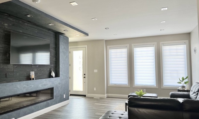 Walkerville House | Luxurious and Fashionable Home | Sleeps 8