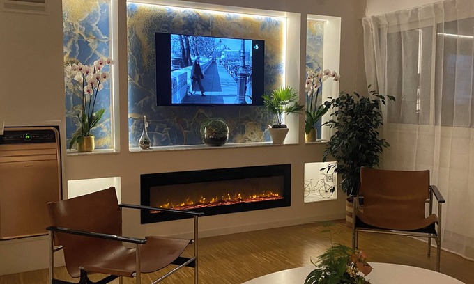 Hopital Saint-Louis Apartment | Luxurious and Glamorous Apartment