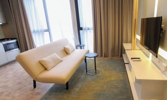 Kuala Lumpur City Centre Apartment | Luxurious Apartment in the heart of the City. With amazing rooftop pool.