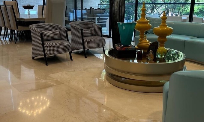 Cali Apartment | Luxurious Apartment in the West Zone of Cali: Elegance and Security.