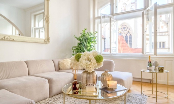 Stare Mesto Apartment | Luxurious apartment with a great view in the heart of Prague