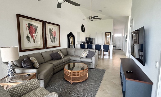 Treasure Cay Villa | Luxurious Bahama Beachfront. Golf cart, Superbox and high speed internet!