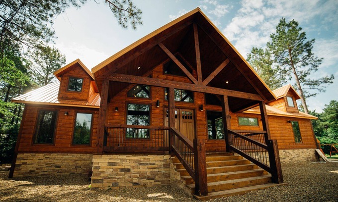 Hochatown Cabin | Luxurious Cabin W/large Game Room,playground,jacuzzi! On 1 acre!