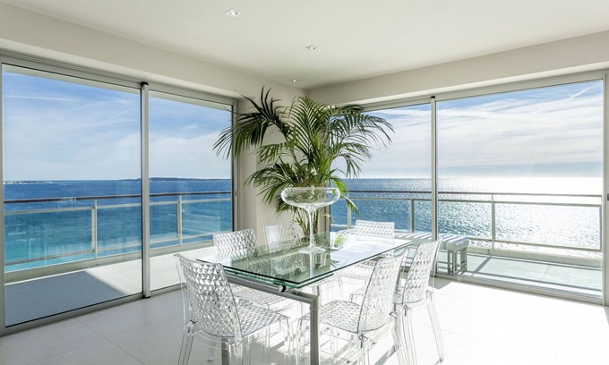 Cannes La Bocca Apartment | Luxurious design apt with sea view