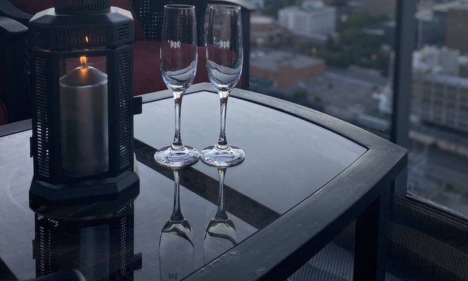 Victoria Park Apartment | Luxurious full condo! 2 min from Saddledom—central downtown