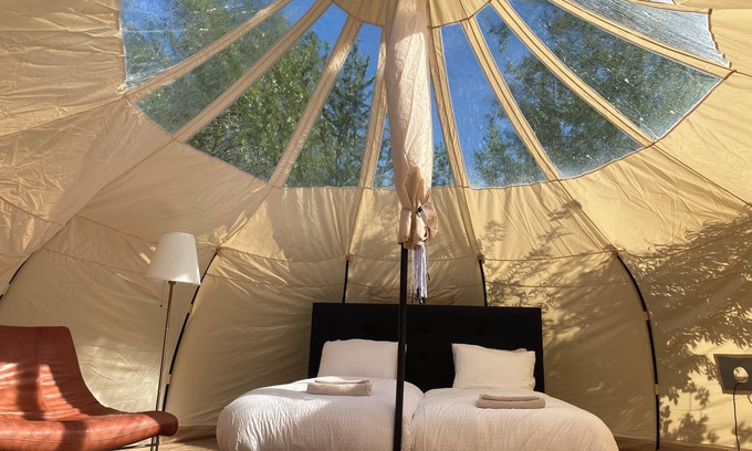 Rijsenhout RV Rental | Luxurious glamping tent, close to Amsterdam Airport