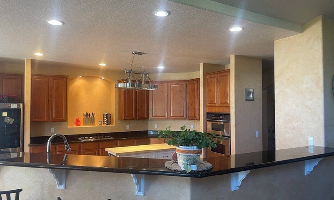 Colorado Springs House | Luxurious Gold Mesa Family Retreat with Gameroom & Theater, Sleeps 10 Guests