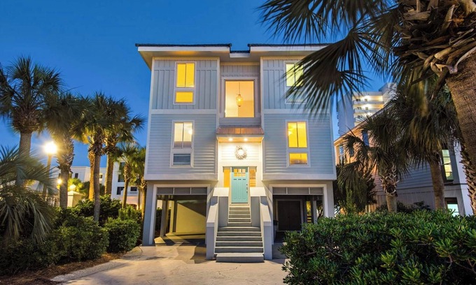 Seagrove Beach House | Luxurious gulf side living in Santa Rosa Beach! + Free Dolphin Cruise!