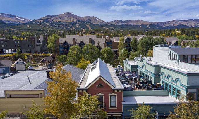 Peak 9 Condo | Luxurious Hideaway on Main Street in the Heart of Everything with Balcony & Grill