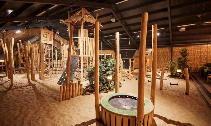 Roggel Villa | Luxurious holiday home with sauna in Limburg