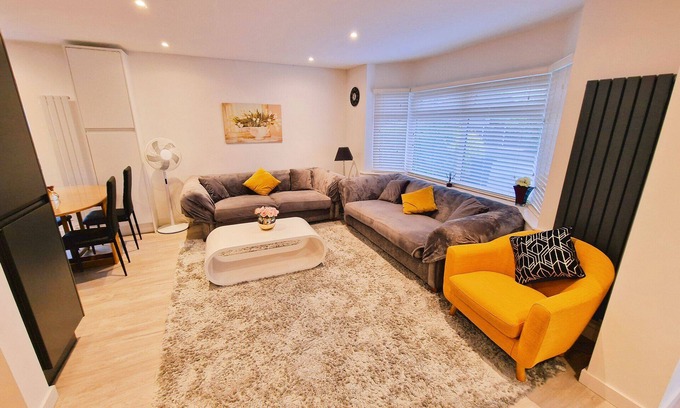 Chorlton-by-Backford House | Luxurious Home in Chester, a Beautiful Sanctuary