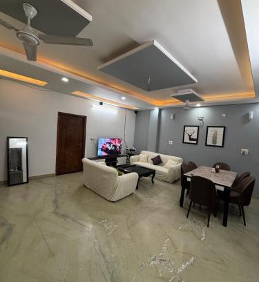 South West Apartment | Luxurious house near Yashobhoomi