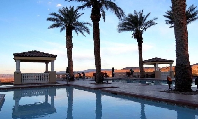 Lake Las Vegas Condo | Luxurious Lake Las Vegas Community with Pool, Gym, Clubhouse & Amazing Lake View