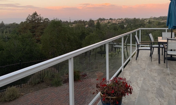 Loyola House | Luxurious Los Altos Hills home with stunning views