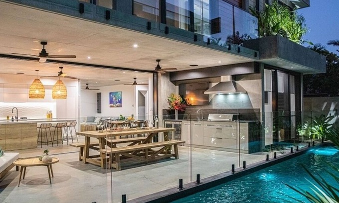 Port Douglas Villa | Luxurious & modern villa, walking distance to the main street and Four Mile Beach. Absolute Bliss!