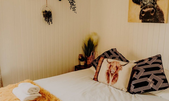 Kilmun Cabin | Luxurious mountain retreat lodge Hunters Quay