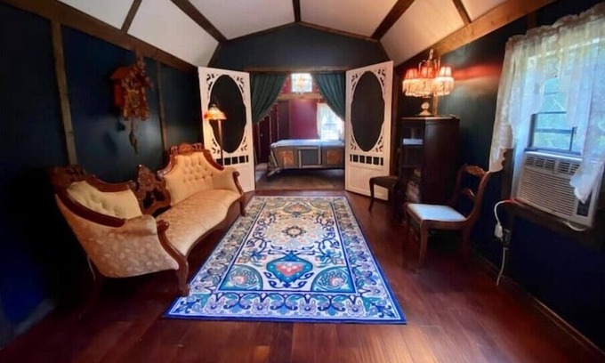 Live Oak Other | Luxurious, Off Grid, glamping, secluded on 43acresnn