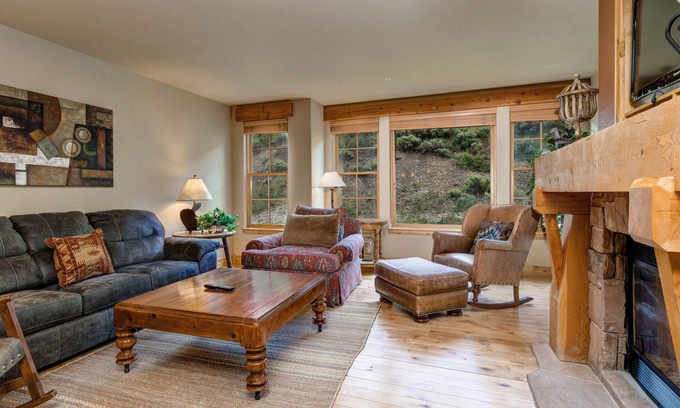 Deer Valley Condo | Luxurious, peaceful, Deer Valley Condominium - great location