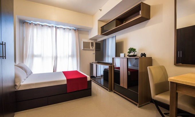 Kapitolyo Condo | Luxurious Studio with Terrific City View