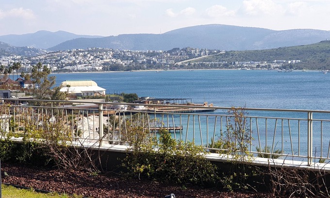 Bodrum City Center Apartment | Luxurious suites with a beautiful view 5 min from the beach.